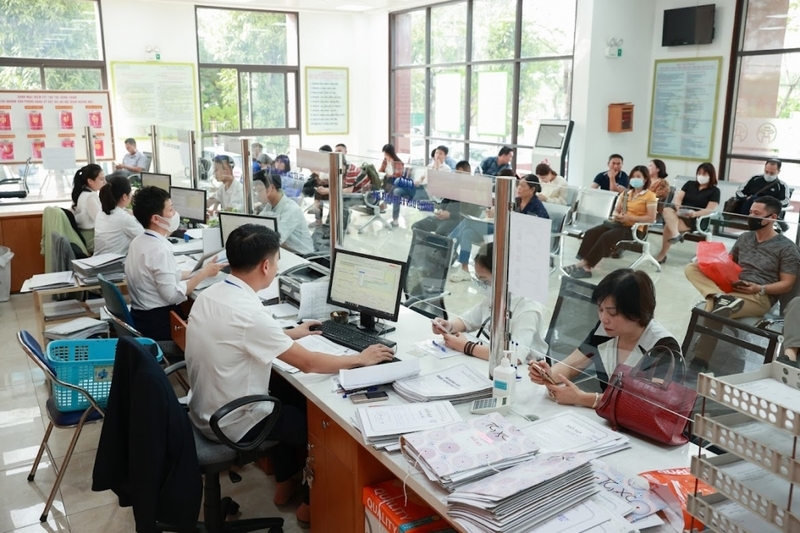 Chính phủ ban hành nghị quyết tiếp tục sắp xếp các đơn vị từ cấp bộ, ngành đến địa phương. Ảnh: An Nhi