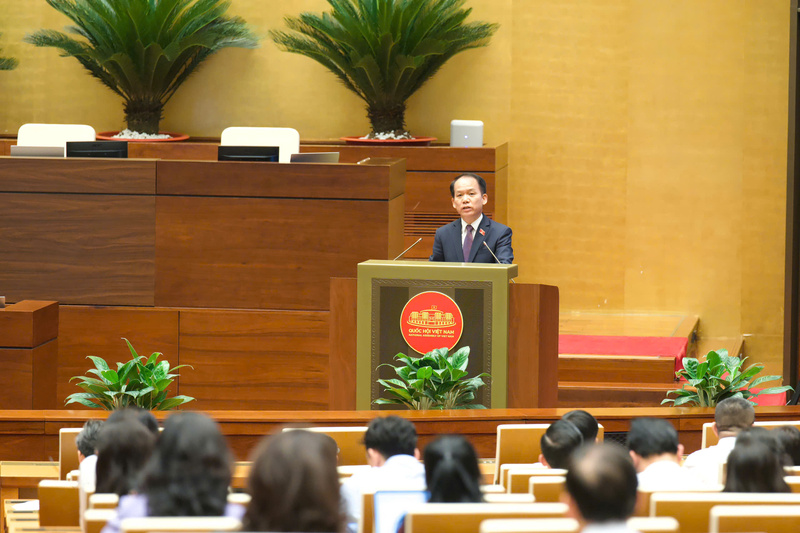 Bộ trưởng Bộ Tư pháp Hoàng Thanh Tùng giải trình, làm rõ thêm ý kiến đại biểu Quốc hội nêu.