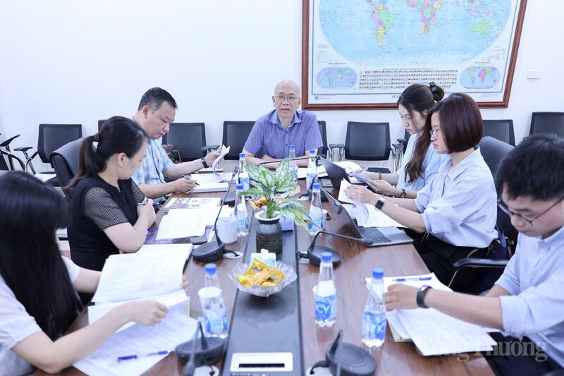 Toàn cảnh cuộc họp triển khai Kế hoạch hành động của Bộ Công Thương thực hiện Chiến lược phát triển dịch vụ logistics Việt Nam thời kỳ 2025-2035, tầm nhìn đến năm 2050. Ảnh: Quỳnh Trang