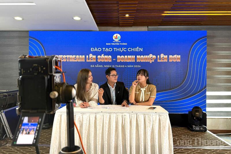 Các doanh nghiệp Đà Nẵng chú trọng hoàn thiện các kỹ năng cũng như cập nhật các quy định khi bán hàng qua livestream để tăng doanh thu thương mại số.