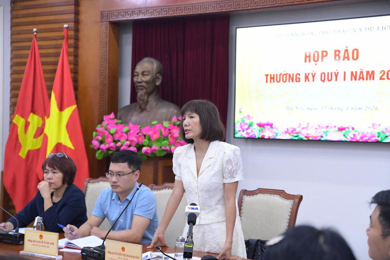 Bà Nguyễn Thị Thanh Huyền - Phó Cục trưởng Cục Phát thanh, truyền hình và thông tin điện tử phát biểu tại họp báo. Ảnh: Phạm Sỹ