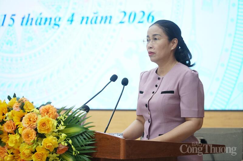 Phó Chủ tịch UBND TP. Đà Nẵng Nguyễn Thị Anh Thi phát biểu phát động Tháng hành động vì an toàn thực phẩm Đà Nẵng năm 2026