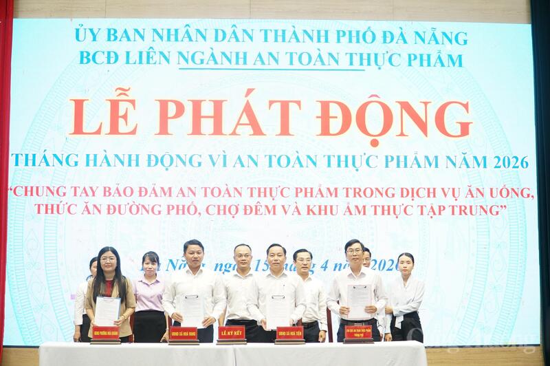 Các xã, phường, Chi cục An toàn thực phẩm Đà Nẵng ký cam kết hành động vì an toàn thực phẩm