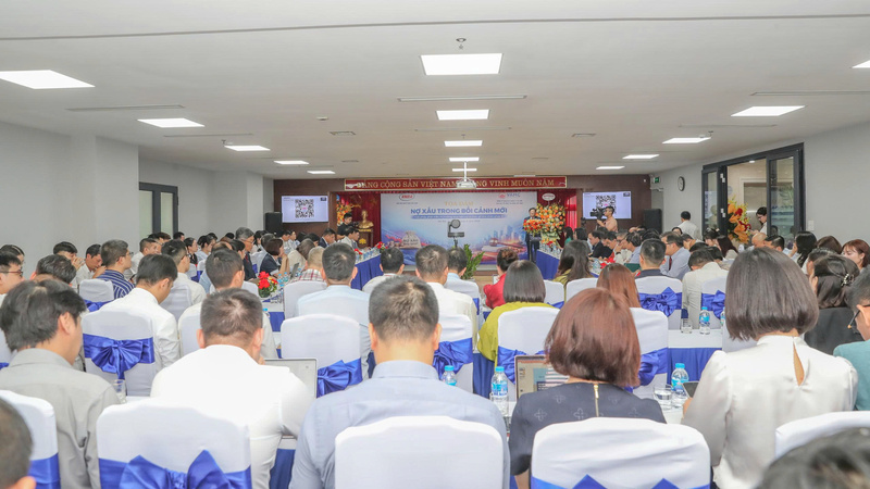 Toàn cảnh tọa đàm "Nợ xấu trong bối cảnh mới".