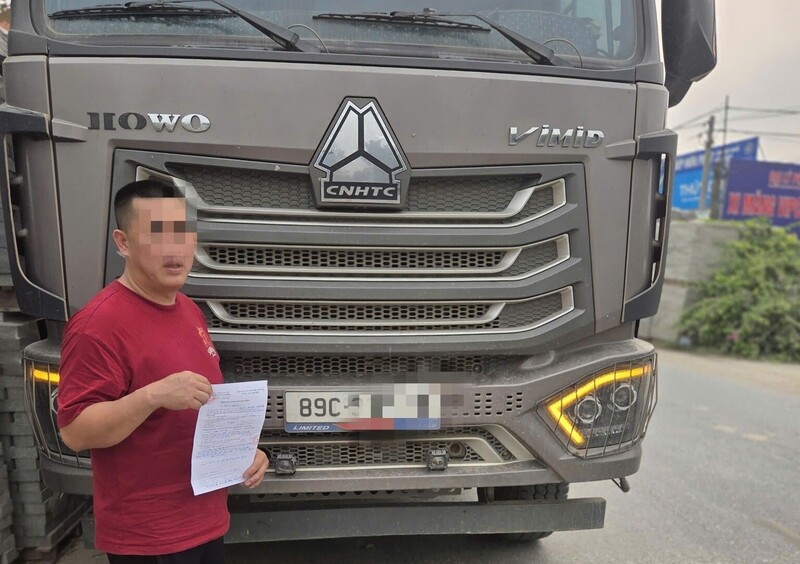 Một trường hợp lái xe tải vi phạm giao thông trong ngày 15/4. Ảnh: Cục Cảnh sát giao thông