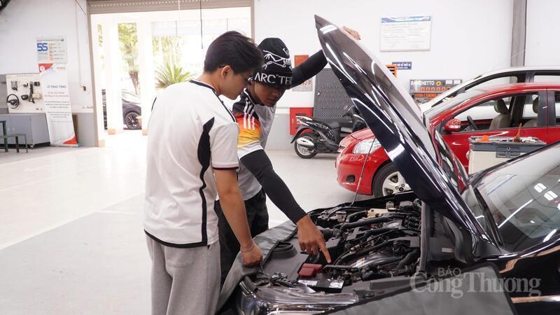 Đào tạo gắn kết với doanh nghiệp chính là con đường ngắn nhất để nâng cao chất lượng nhân lực.