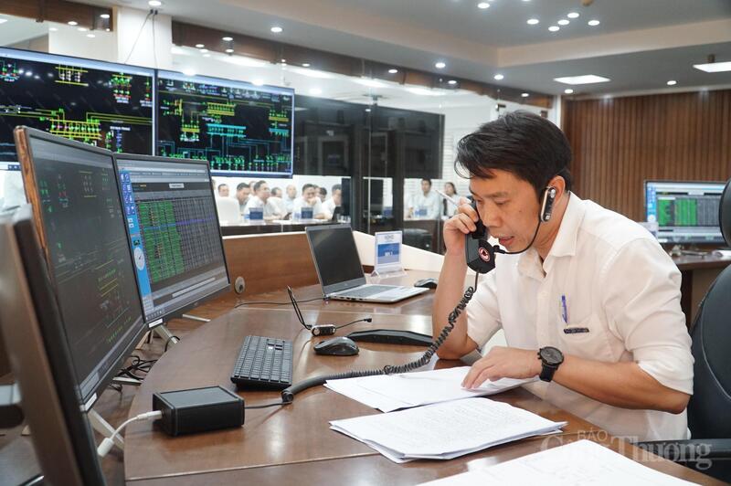 Tình huống giả định xảy ra sự cố trên đường dây 220kV Nha Trang - Krông Buk. Ngay khi phát hiện sự cố, điều độ viên CSO đã thông báo cho NSMO