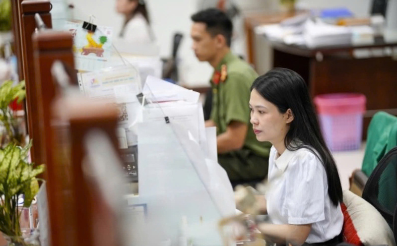 Thủ tướng Chính phủ yêu cầu các bộ, ngành, địa phương tập trung sắp xếp tổ chức, hoàn thiện công vụ, bảo đảm vận hành hiệu quả bộ máy hành chính. Ảnh minh hoạ