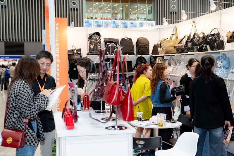 Những khoảnh khắc trao đổi đầy triển vọng tại Triển lãm Global Sourcing Fair Việt Nam 2025.