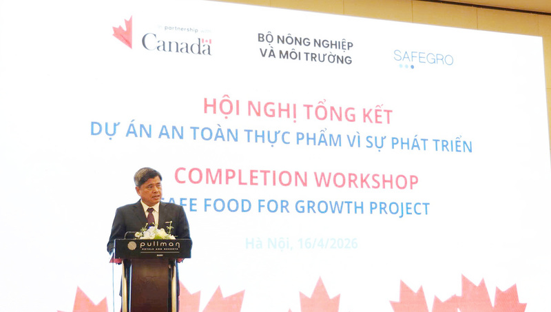 Thứ trưởng Bộ Nông nghiệp và Môi trường Trần Thanh Nam phát biểu tại Hội nghị. Ảnh: Phương Dung