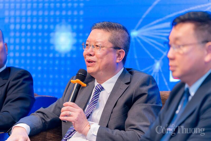 Ông Lê Thanh Hoà chia sẻ tại sự kiện. Ảnh: Nam Nguyễn