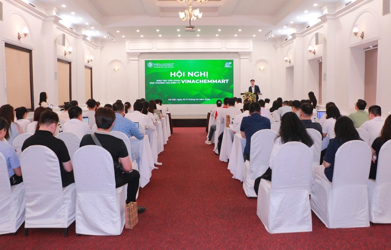 Hội nghị đào tạo vận hành sàn thương mại điện tử Vinachemmart. Ảnh: Vinachem