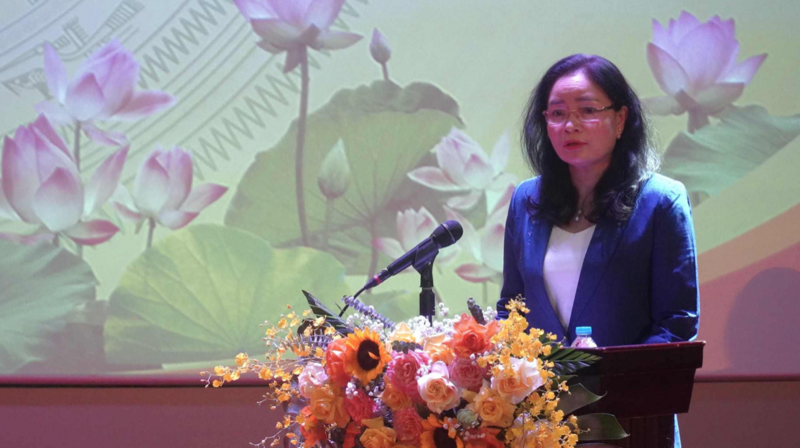 Thứ trưởng Bộ Văn hóa, Thể thao và Du lịch Trịnh Thị Thủy phát biểu tại hội nghị