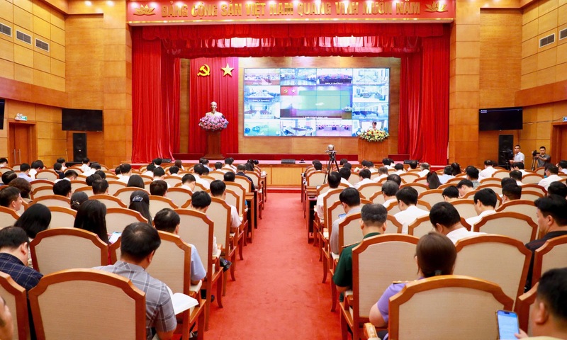 Các đại biểu tham dự hội nghị. Ảnh: QN