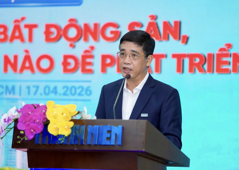 Nhà báo Lâm Hiếu Dũng, Phó Tổng biên tập Báo Thanh Niên phát biểu tại hội thảo. Ảnh: Độc Lập