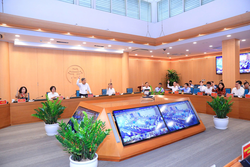 Quang cảnh phiên họp.