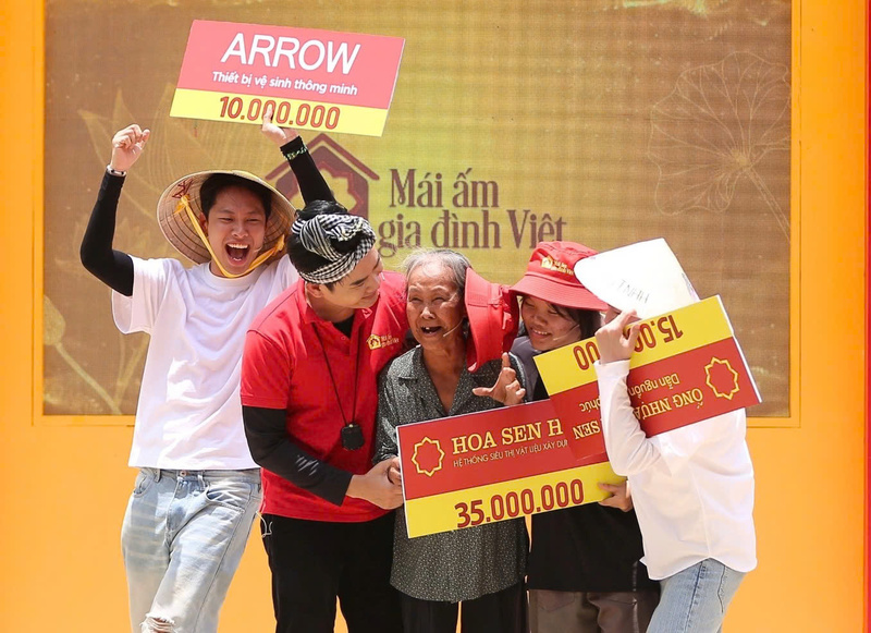 Các chương trình như “Mái ấm gia đình Việt” của Tập đoàn Hoa Sen không chỉ mang ý nghĩa nhân văn mà còn tạo sức lan tỏa mạnh mẽ, trở thành những điểm chạm cảm xúc với công chúng