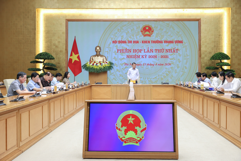 Đồng chí Lê Minh Hưng, Ủy viên Bộ Chính trị, Thủ tướng Chính phủ, Chủ tịch Hội đồng Thi đua - Khen thưởng Trung ương chủ trì Phiên họp thứ nhất của Hội đồng nhiệm kỳ 2026 - 2031. Ảnh: VGP