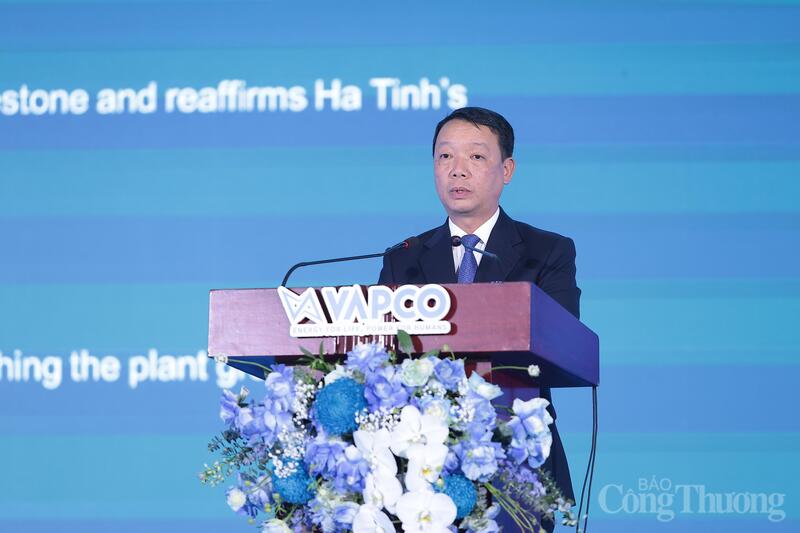 Ông Phan Thiên Định - Chủ tịch UBND tỉnh Hà Tĩnh phát biểu. Ảnh: Trọng Tùng