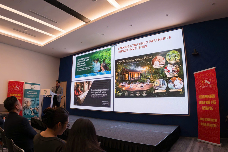 Các doanh nghiệp giới thiệu dự án trong khuôn khổ chương trình