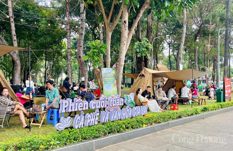 “Phiên cuối tuần cà phê và văn hóa” là một trong những hoạt động nổi bật thuộc Năm Du lịch quốc gia 2026 với chủ đề “Gia Lai - Đại ngàn chạm biển xanh”. Ảnh: Hiền Mai