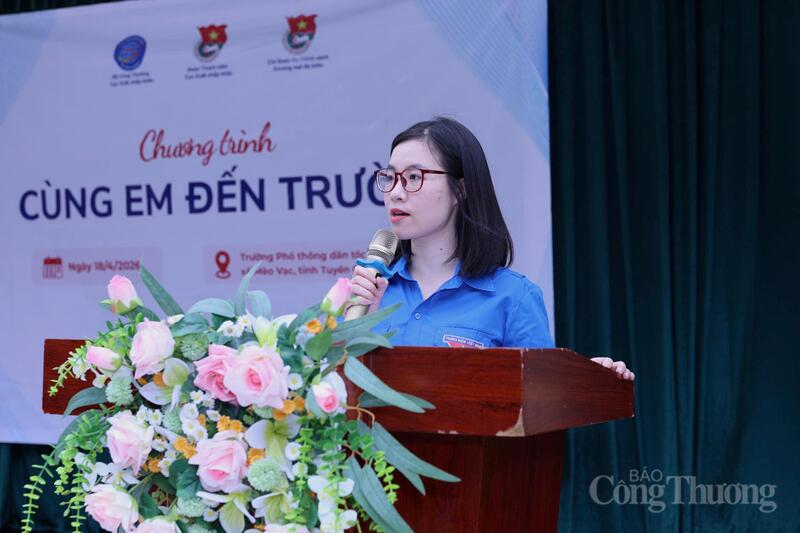 Đồng chí Đặng Hồng Nhung, Bí thư Đoàn Thanh niên Cục Xuất nhập khẩu. Ảnh: Quỳnh Trang
