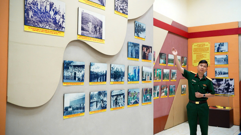 Những kỷ vật lịch sử vô giá được lưu giữ cẩn thận tại Trung đoàn 102 chính là bài học tiếp thêm ngọn lửa tự hào và khát vọng cống hiến cho thế hệ nhà báo trẻ.