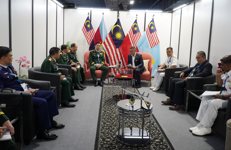 Việt Nam - Malaysia thúc đẩy hợp tác quốc phòng thực chất tại DSA 2026  - 6