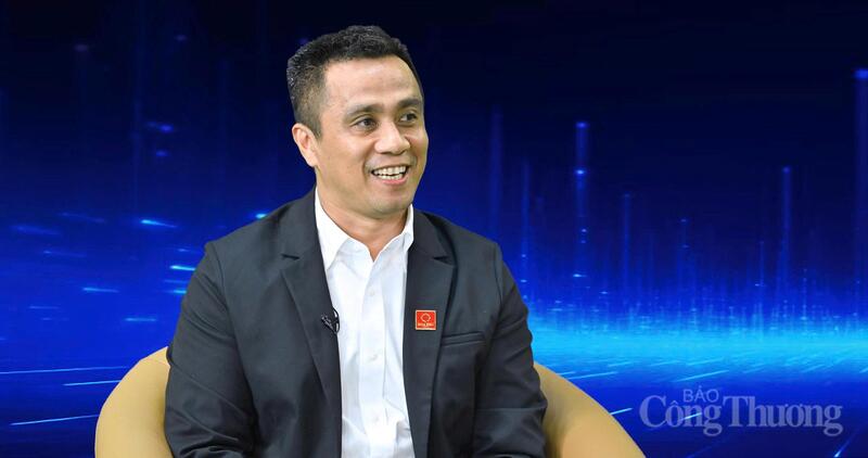 Ông Trần Đình Tài, Phó Tổng giám đốc Tập đoàn Hoa Sen