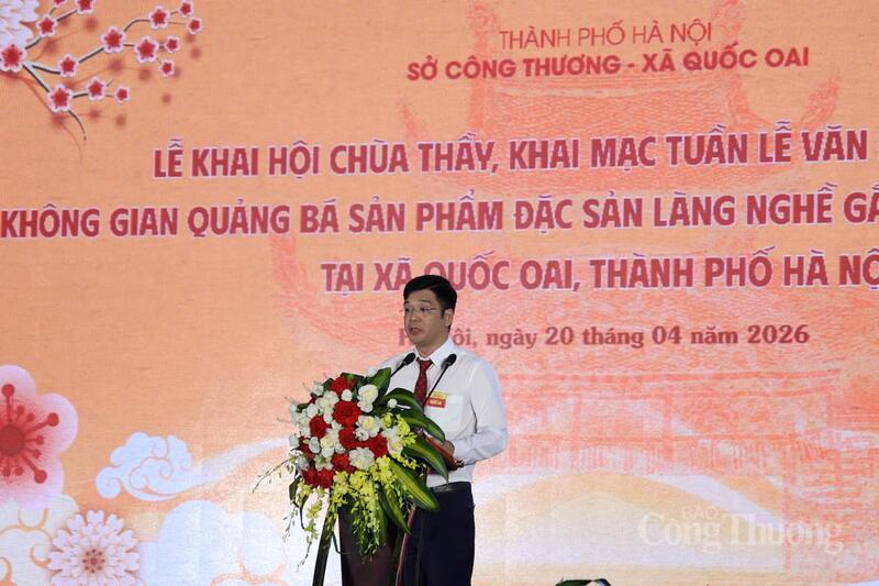 Ông Ngô Văn Hùng, Phó Chủ tịch UBND xã Quốc Oai phát biểu tại sự kiện.