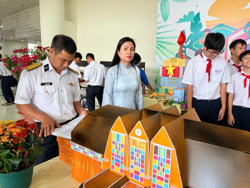 Sở Văn hóa, Thể thao và Du lịch tỉnh Lâm Đồng phối hợp UBND phường Phan Thiết tổ chức Lễ phát động Ngày Sách và Văn hóa đọc Việt Nam lần thứ V năm 2026. Ảnh: Thanh Hải