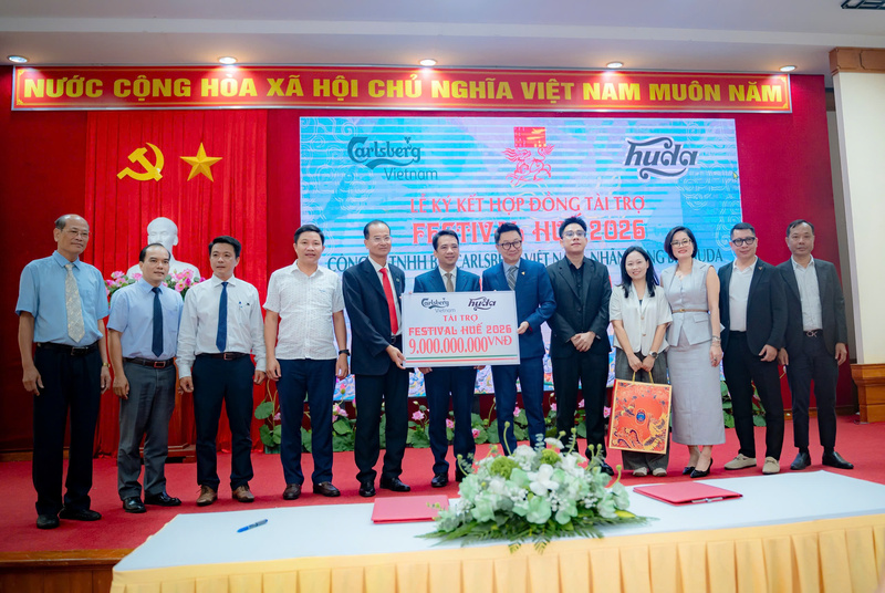 Công ty TNHH Bia Carlsberg Việt Nam là nhà tài trợ Bạch kim cho Festival Huế 2026. Ảnh: L. Hoàng