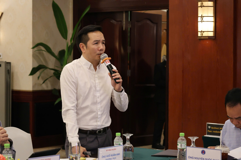 Ông Ngô Xuân Anh - Thư ký thường trực Tổ công tác xây dựng Luật Dầu khí đã có những chia sẻ về các nội dung chính của Luật Dầu khí (sửa đổi). Ảnh: Hoàng Chiến.