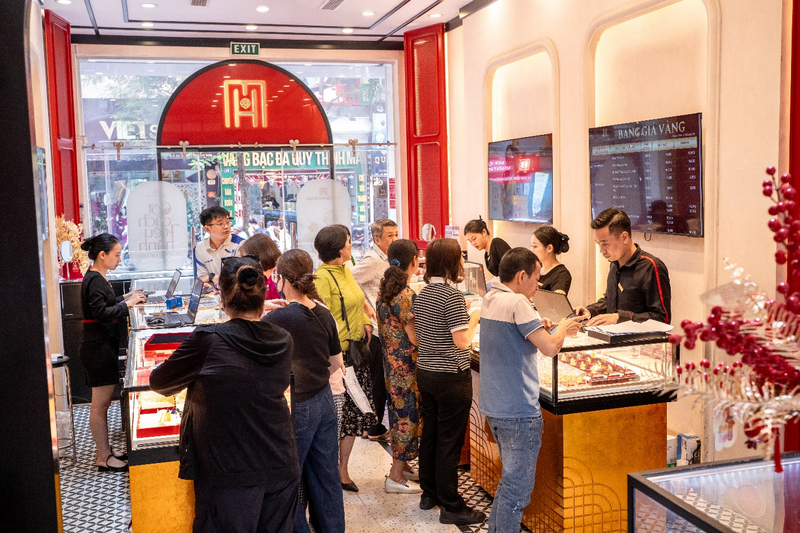 Kiến nghị tháo gỡ ‘điểm nghẽn’ thị trường vàng Việt Nam - 2