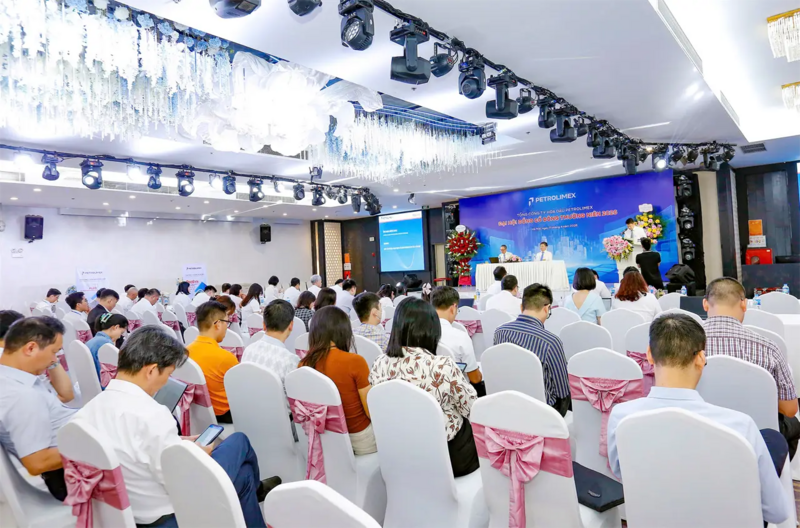 Các đại biểu, cổ đông tham dự Đại hội cổ đông thường niên năm 2026 của PLC