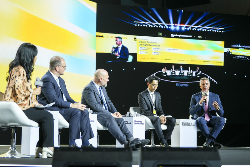 Home Credit cam kết thúc đẩy thị trường tiêu dùng bền vững và định hình ngành tài chính có trách nhiệm. Ảnh: Home Credit