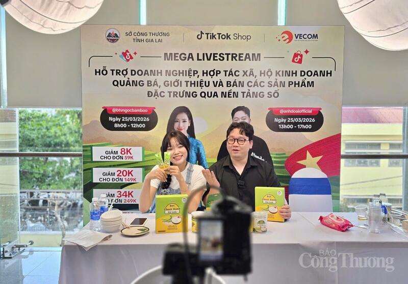 Thông qua các chương trình hỗ trợ chuyển đổi số, tập huấn kỹ năng bán hàng online, Gia Lai đang từng bước tháo gỡ “điểm nghẽn” cho doanh nghiệp.