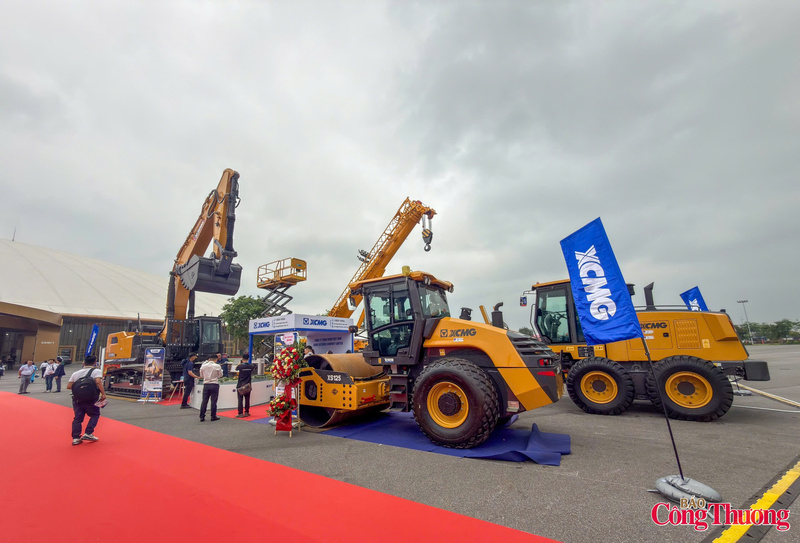 Tri&ecirc;̉n lãm với tổng diện t&iacute;ch trưng b&agrave;y hơn 15.000 m&sup2; với gần 200 doanh nghiệp tham gia đến từ 17 quốc gia v&agrave; v&ugrave;ng l&atilde;nh thổ; 6 khu gian h&agrave;ng quốc tế đến từ: S&eacute;c, Malaysia, Ấn Độ, Trung Quốc, H&agrave; Lan&hellip;, nơi giới thiệu c&aacute;c c&ocirc;ng nghệ đặc th&ugrave; v&agrave; thế mạnh quốc gia.