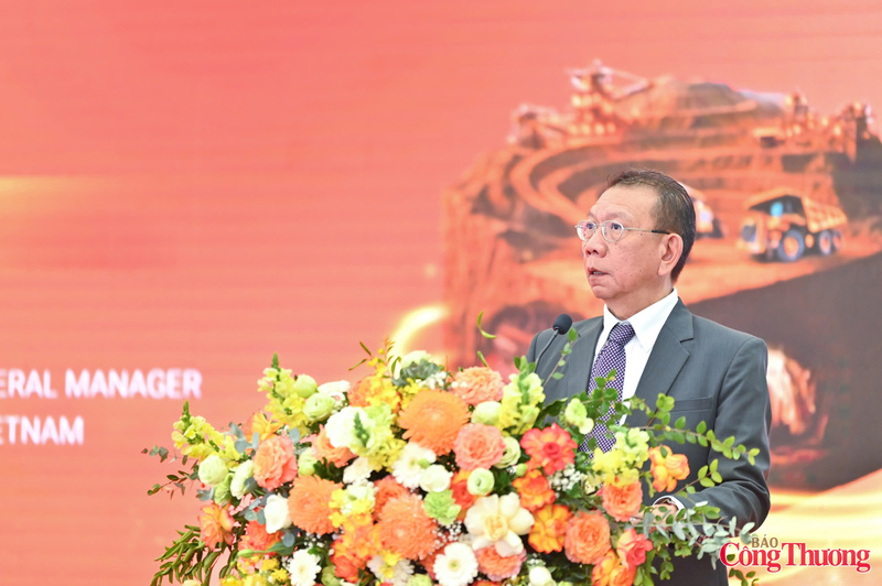 &Ocirc;ng Ben Wong, Tổng gi&aacute;m đốc C&ocirc;ng ty Informa Markets Việt Nam xác định, Vi&ecirc;̣t Nam là m&ocirc;̣t trong những thị trường trọng đi&ecirc;̉m của Informa Markets; l&acirc;́y Hà N&ocirc;̣i làm trung t&acirc;m phát tri&ecirc;̉n lan tỏa sang các tỉnh, thành l&acirc;n c&acirc;̣n.