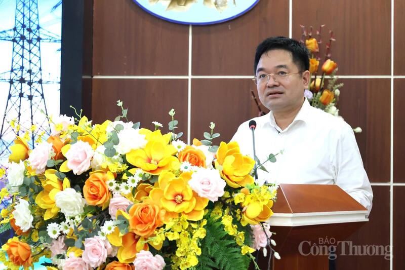 Ông Nguyễn Văn Minh, Tổng Biên tập Báo Công Thương phát biểu khai mạc tọa đàm.