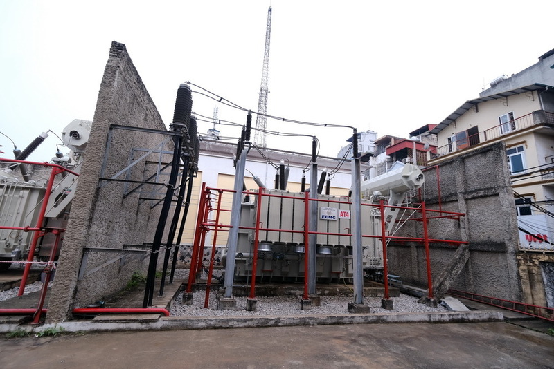 Hoàn thành đảo chuyển, thay thế các máy biến áp AT5 (23/3/2026) và AT4 (18/4/2026), góp phần nâng cao năng lực cấp điện cho khu vực nội đô Hà Nội trong giai đoạn phụ tải tăng cao. Ảnh PTC1