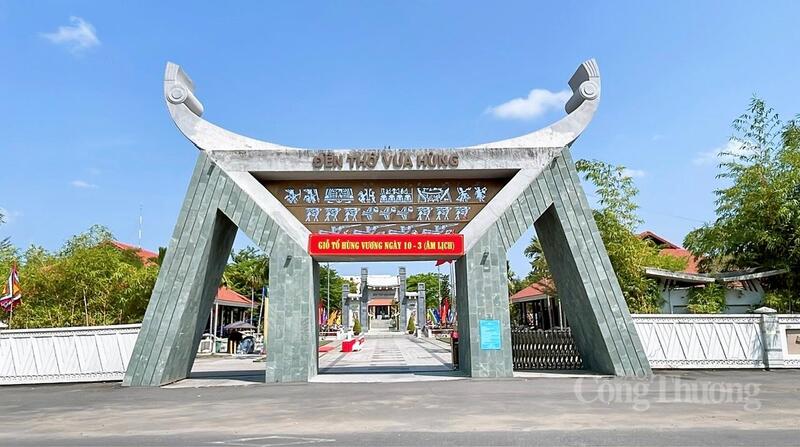 Đền thờ Vua Hùng kết hợp giữa bảo tồn di sản với phát triển du lịch TP. Cần Thơ.