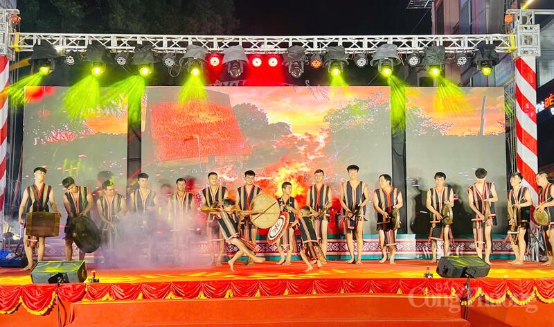 Gia Lai: Khánh thành Phố ẩm thực Diên Hồng  - 11