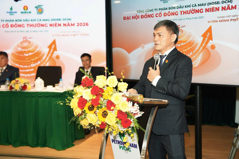 Tổng Giám đốc Văn Tiến Thanh phát biểu tại đại hội. Ảnh: PVCFC