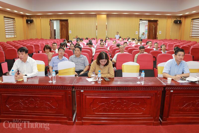 Hội nghị toàn quốc quán triệt và triển khai Nghị quyết 05-NQ/TW - 1