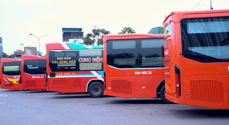 Các đơn vị vận tải đang tích cực triển khai các giải pháp điều tiết, tăng cường năng lực phục vụ nhằm bảo đảm hành trình an toàn, thuận tiện cho người dân. Ảnh: T.D