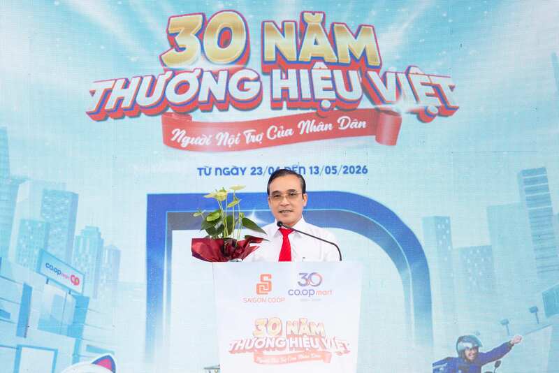 Ông Nguyễn Ngọc Thắng, Phó Tổng Giám đốc Saigon Co.op chia sẻ định hướng phát triển xanh và nâng cao trải nghiệm khách hàng của Co.opmart trong giai đoạn mới.