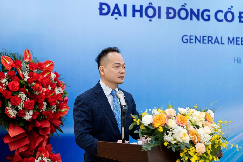 Ông Nguyễn Huy Quang - Chủ tịch HĐQT Bảo hiểm VietinBank (VBI) phát biểu tại Đại hội đồng cổ đông. Ảnh: VBI