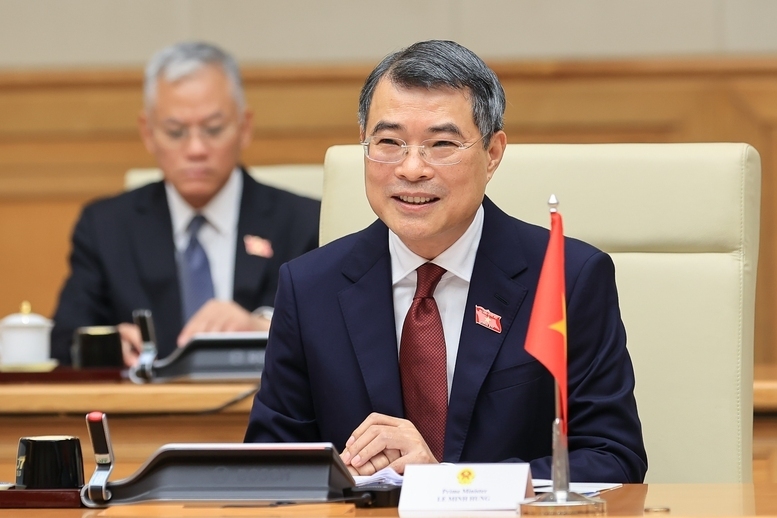 Về hợp tác kinh tế, thương mại, đầu tư, Thủ tướng Lê Minh Hưng cho rằng hai bên cần đẩy mạnh liên kết kinh tế tập trung vào đổi mới và nâng cao chất lượng hợp tác - Ảnh: VGP/Nhật Bắc