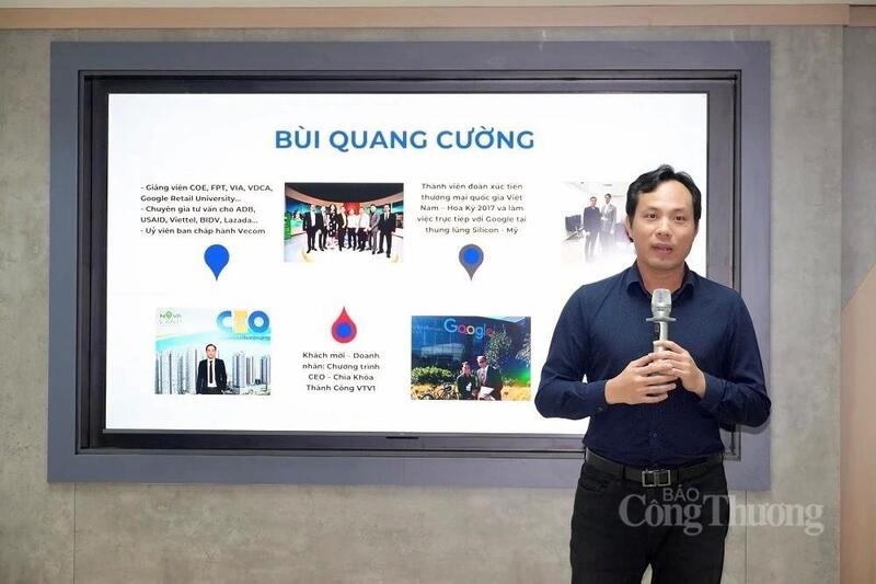 Chuyên gia hàng đầu trong lĩnh vực AI đến từ Công ty Cổ phần Công nghệ và Đào tạo COE Việt Nam trực tiếp giảng dạy khóa đào tạo. Ảnh: Ngọc Huyền